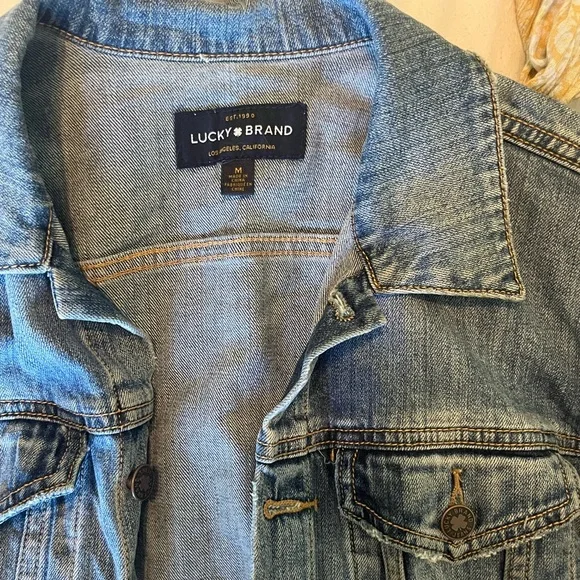 Brand new Lucky brand jean  jacket - Picture 3 of 4